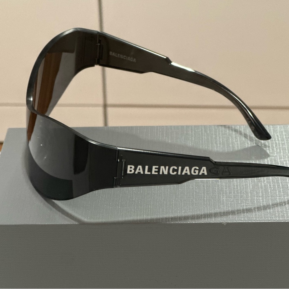 BALENCIAGA MONO CAT 2.0 SUNGLASSES - Picture 5 of 14